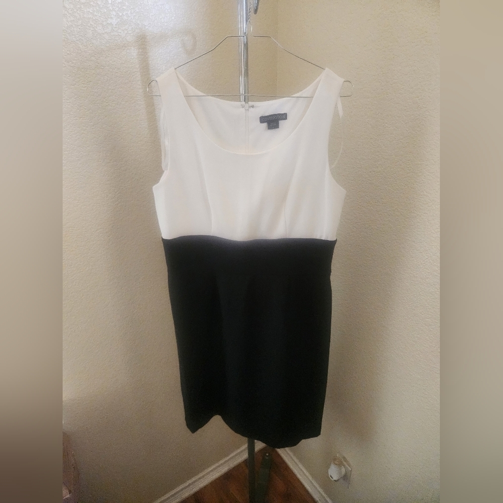 Covington Black & White Sleeveless Dress